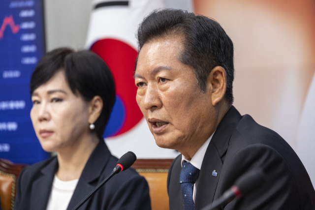 김형석 독립기념관장 발언 논란, 민주당·조국혁신당 강력 비판 김형석 독립기념관장 발언 논란, 민주당·조국혁신당 강력 비판
