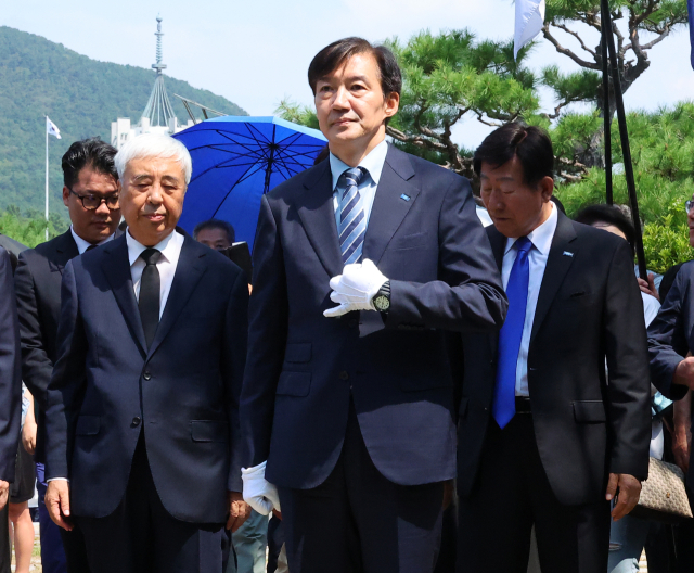 혁신당 황현선, 조국 원장 비판에 “인간적 도리도 하지 말라는 건가” 반박 혁신당 황현선, 조국 원장 비판에 “인간적 도리도 하지 말라는 건가” 반박