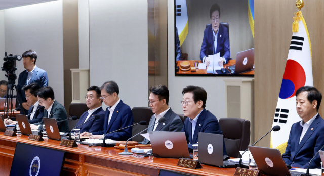 이재명 대통령, 검찰개혁 논의에서 국민 앞 합리적 토론 강조 이재명 대통령, 검찰개혁 논의에서 국민 앞 합리적 토론 강조