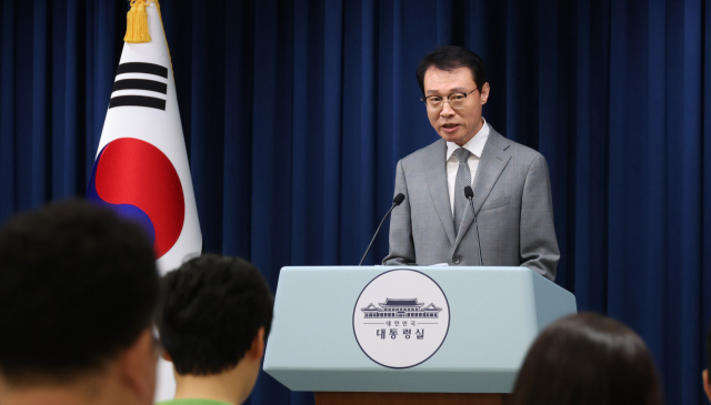 이재명 대통령, 한미 정상회담 후 민생 경제 집중 선언…국내 성장 전략 논의 예정 이재명 대통령, 한미 정상회담 후 민생 경제 집중 선언…국내 성장 전략 논의 예정
