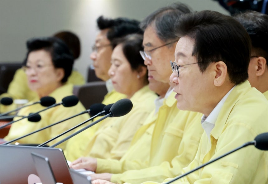이재명 대통령, 언론개혁 드라이브에 공감대 표명하며 책임 강조 이재명 대통령, 언론개혁 드라이브에 공감대 표명하며 책임 강조
