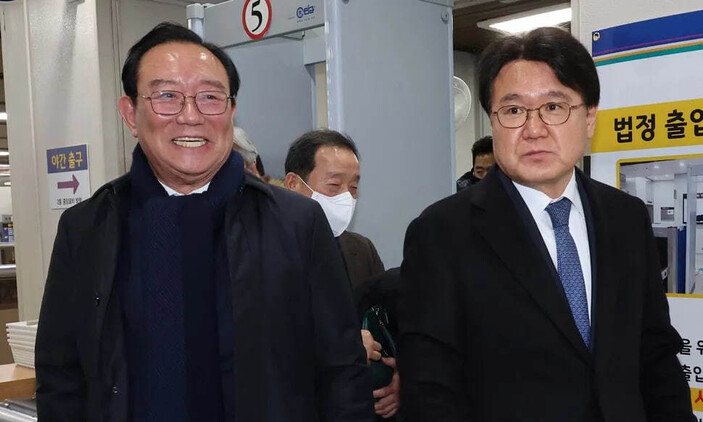 송철호·황운하, 울산시장 선거 개입 의혹 무죄 확정… 대법원 판결 송철호·황운하, 울산시장 선거 개입 의혹 무죄 확정… 대법원 판결