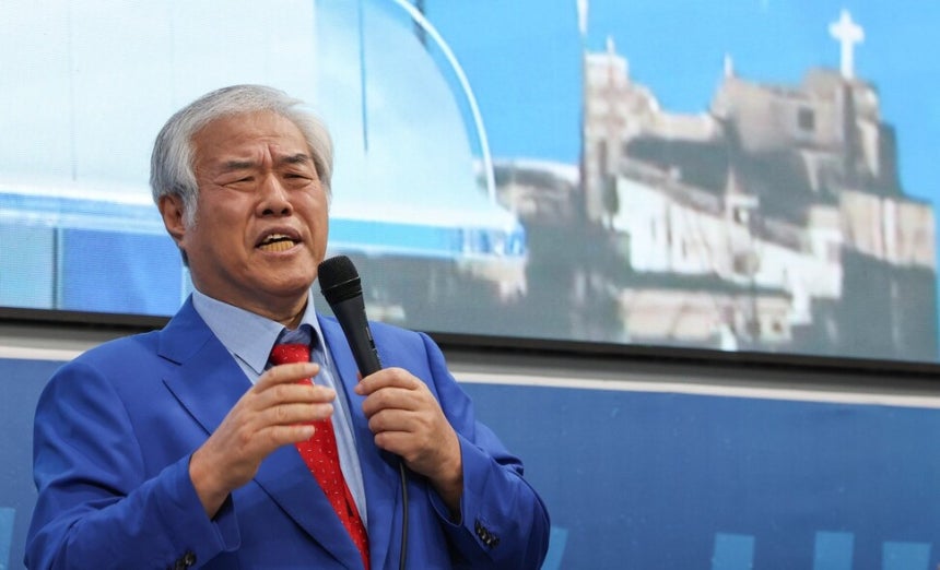 전광훈, 4500명 앞에서 “1천만명 모이면 이재명 하야” 전광훈, 4500명 앞에서 “1천만명 모이면 이재명 하야”