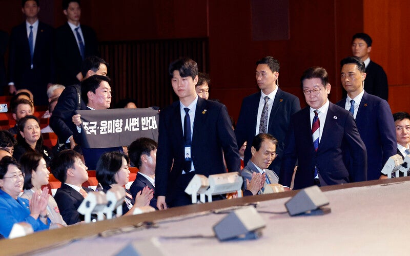 안철수 의원, 광복절 경축식에서 기습 시위로 강철수 이미지 강화 안철수 의원, 광복절 경축식에서 기습 시위로 강철수 이미지 강화