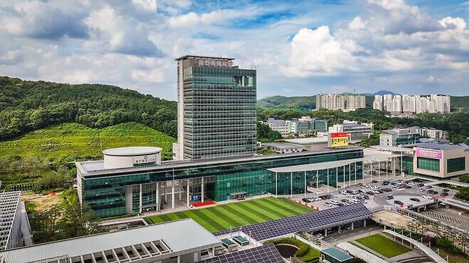 용인시축구협회 간부 공무원 폭행 사건, 용인시장 강력 대응 촉구 용인시축구협회 간부 공무원 폭행 사건, 용인시장 강력 대응 촉구