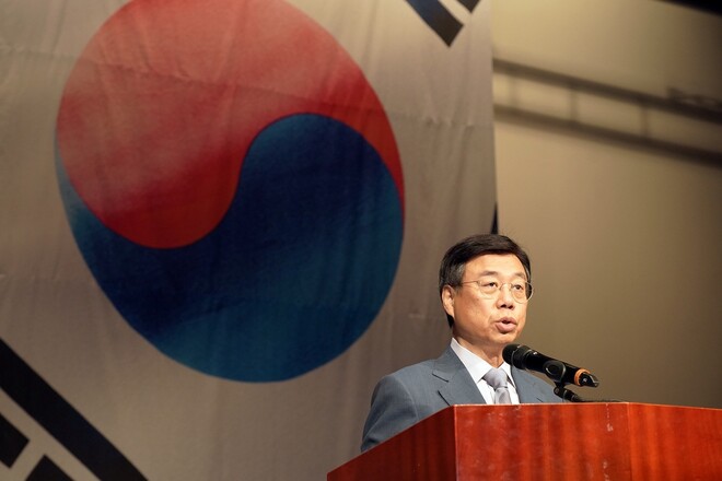 신상진 시장, 윤석열 부부 및 ‘윤어게인’ 비판하며 반성 촉구 신상진 시장, 윤석열 부부 및 ‘윤어게인’ 비판하며 반성 촉구