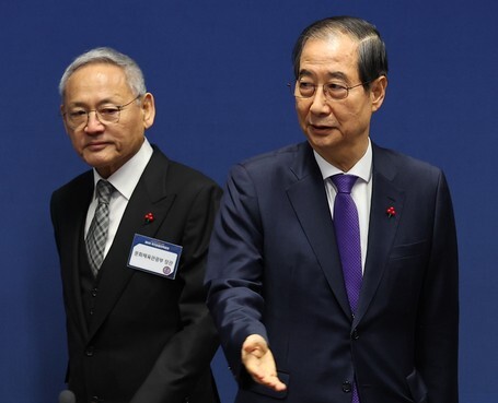 한덕수 전 총리, 계엄 직후 유인촌 전 장관과 통화… 한예종 폐쇄 지시 여부 조사 한덕수 전 총리, 계엄 직후 유인촌 전 장관과 통화… 한예종 폐쇄 지시 여부 조사