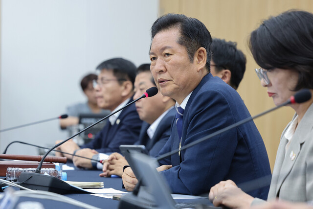검찰개혁 입법 시점 두고 여권 내 의견 차이, 추석 전 완료 가능성은? 검찰개혁 입법 시점 두고 여권 내 의견 차이, 추석 전 완료 가능성은?