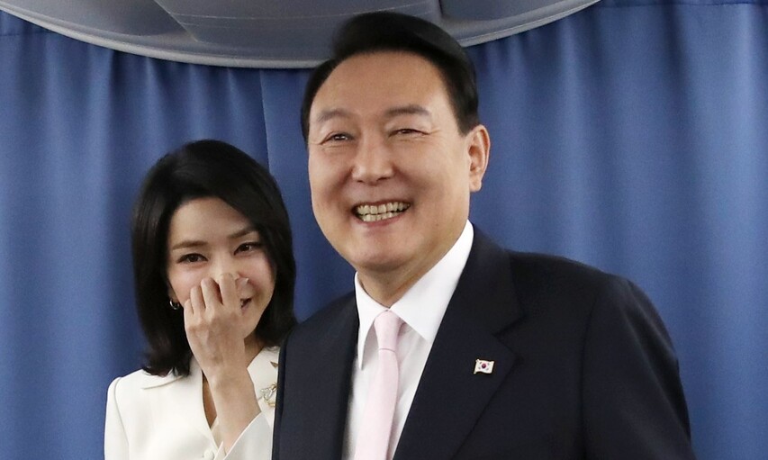 신평 변호사, 김건희 여사 접견 내용 공개하며 우울증 상태 전해 신평 변호사, 김건희 여사 접견 내용 공개하며 우울증 상태 전해