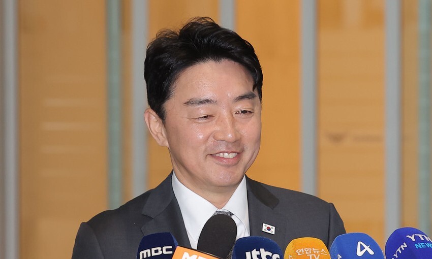 대통령실 3실장 모두 미국행, 한-미 정상회담 앞두고 긴장 고조 대통령실 3실장 모두 미국행, 한-미 정상회담 앞두고 긴장 고조