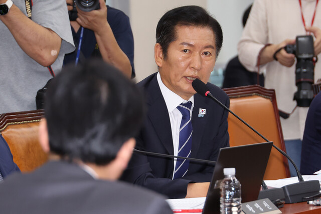 정청래, 여당 대표로서 궂은 일과 싸울 일 맡아… 대통령과의 협력 강조 정청래, 여당 대표로서 궂은 일과 싸울 일 맡아… 대통령과의 협력 강조