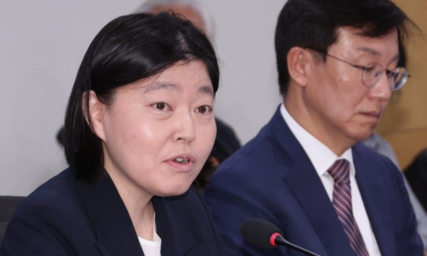 임은정 지검장의 보완수사 비판에 검찰 내부 반발, “검사 생활 안 해 봤나” 임은정 지검장의 보완수사 비판에 검찰 내부 반발, “검사 생활 안 해 봤나”