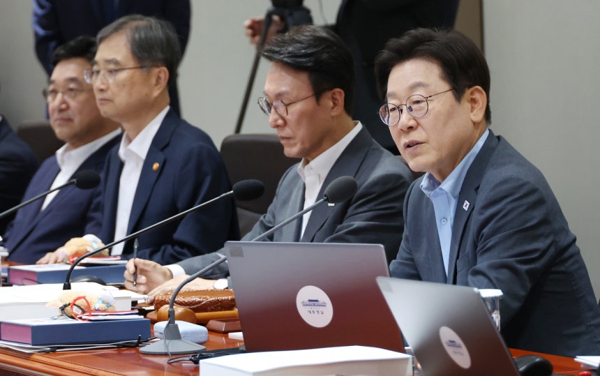 이재명 대통령, 남북 대화 재개와 산재 사망사고 근절 강조 이재명 대통령, 남북 대화 재개와 산재 사망사고 근절 강조