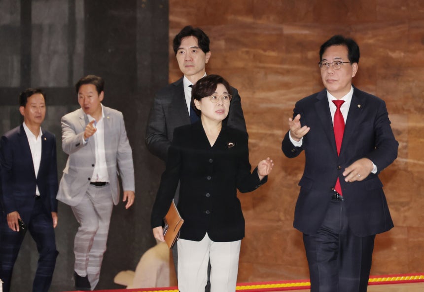국민의힘 송언석, 전당대회 앞두고 본회의 날짜 조정 요청 국민의힘 송언석, 전당대회 앞두고 본회의 날짜 조정 요청