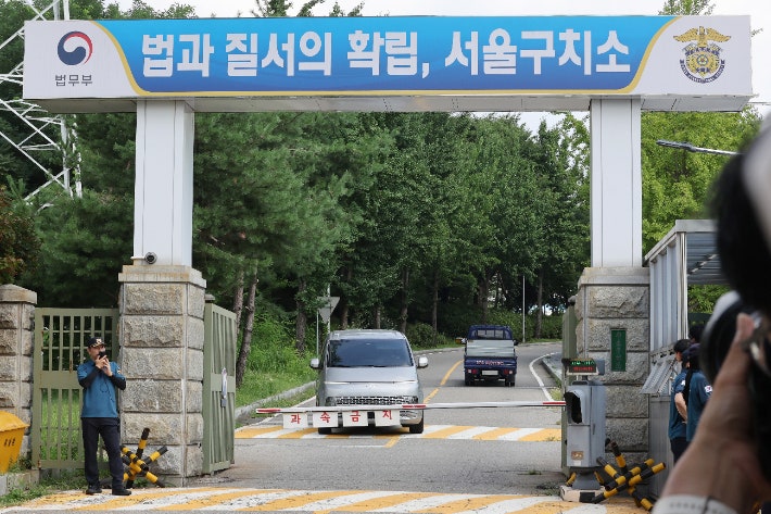 윤석열 전 대통령 체포영장 재청구 여부 고민 중, 특검의 입장 윤석열 전 대통령 체포영장 재청구 여부 고민 중, 특검의 입장