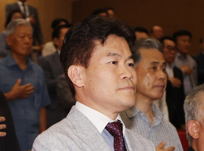 전한길 난동에 국민의힘 중앙윤리위 징계 착수, 뒷북 대응 논란 전한길 난동에 국민의힘 중앙윤리위 징계 착수, 뒷북 대응 논란