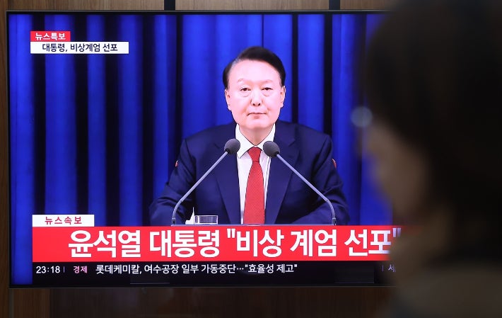 윤석열 전 대통령 “계엄 다시 하면 된다” 발언 법정 증언 나와 윤석열 전 대통령 “계엄 다시 하면 된다” 발언 법정 증언 나와