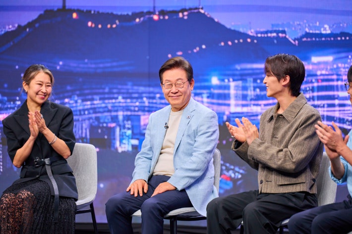 이재명 대통령, 한국 문화산업의 튼튼한 뿌리 조성 의지 밝혀 이재명 대통령, 한국 문화산업의 튼튼한 뿌리 조성 의지 밝혀