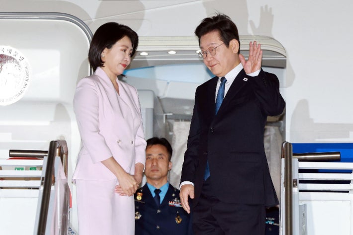 이재명 대통령, 외교 성과로 경제 회복 동력 확보할 수 있을까 이재명 대통령, 외교 성과로 경제 회복 동력 확보할 수 있을까