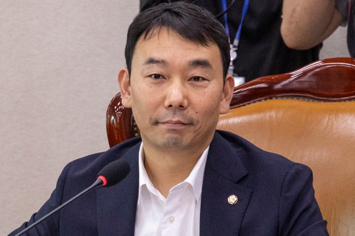 한덕수 영장 기각에 민주당 강경파, 특별재판부 설치 요구 한덕수 영장 기각에 민주당 강경파, 특별재판부 설치 요구
