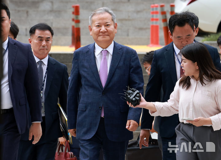 이상민 전 행정안전부 장관 구속적부심, 내란 관련 혐의로 주목 이상민 전 행정안전부 장관 구속적부심, 내란 관련 혐의로 주목