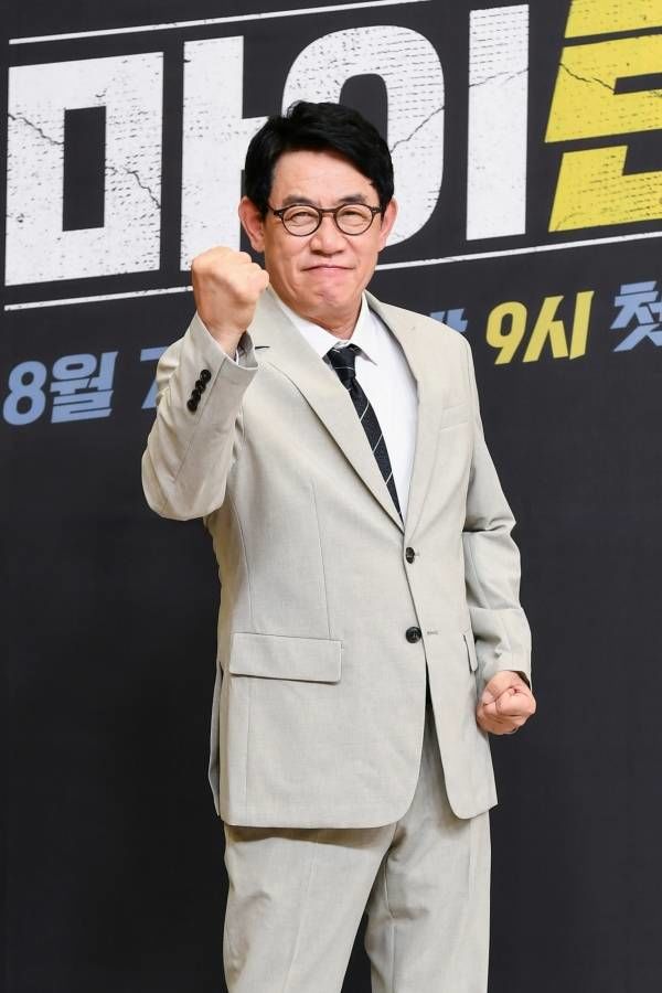 이경규, ‘마이턴’ 제작발표회에서 약물운전 혐의 우여곡절 심경 밝혀 이경규, ‘마이턴’ 제작발표회에서 약물운전 혐의 우여곡절 심경 밝혀