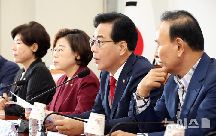 이춘석 게이트 특검법 발의, 국민의힘 권력형 비리 수사 촉구 이춘석 게이트 특검법 발의, 국민의힘 권력형 비리 수사 촉구