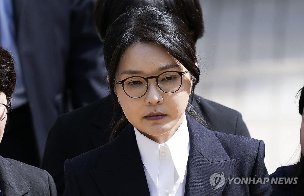 김건희, 18일 특검 출석 예정…구속 후 두 번째 조사 진행 김건희, 18일 특검 출석 예정…구속 후 두 번째 조사 진행