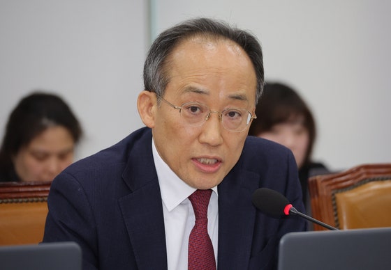추경호 의원, 내란 특검 압수수색에 “계엄 해제 표결 방해 의혹은 정치 공세” 추경호 의원, 내란 특검 압수수색에 “계엄 해제 표결 방해 의혹은 정치 공세”