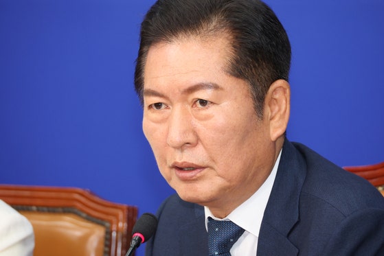 정청래, 나경원 의원의 ‘초선 발언’에 강력 비판하며 “역대급 망언” 지적 정청래, 나경원 의원의 ‘초선 발언’에 강력 비판하며 “역대급 망언” 지적
