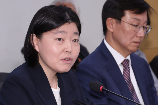 우상호 “검찰개혁 논쟁, 인신공격은 개혁 취지 훼손” 우상호 “검찰개혁 논쟁, 인신공격은 개혁 취지 훼손”