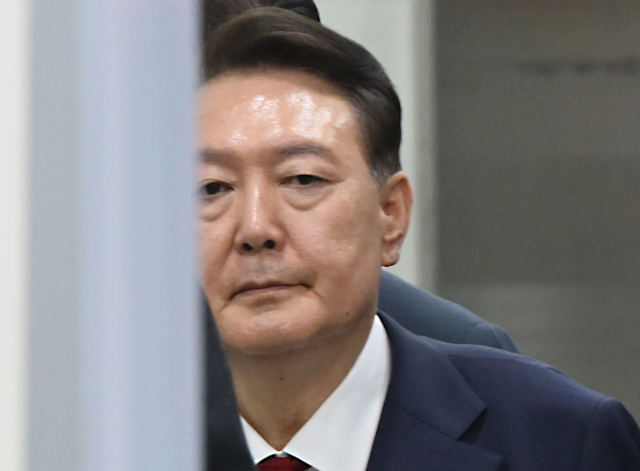 윤석열 전 대통령, 내란 혐의 재판 7회 연속 불출석… 궐석재판 진행 윤석열 전 대통령, 내란 혐의 재판 7회 연속 불출석… 궐석재판 진행
