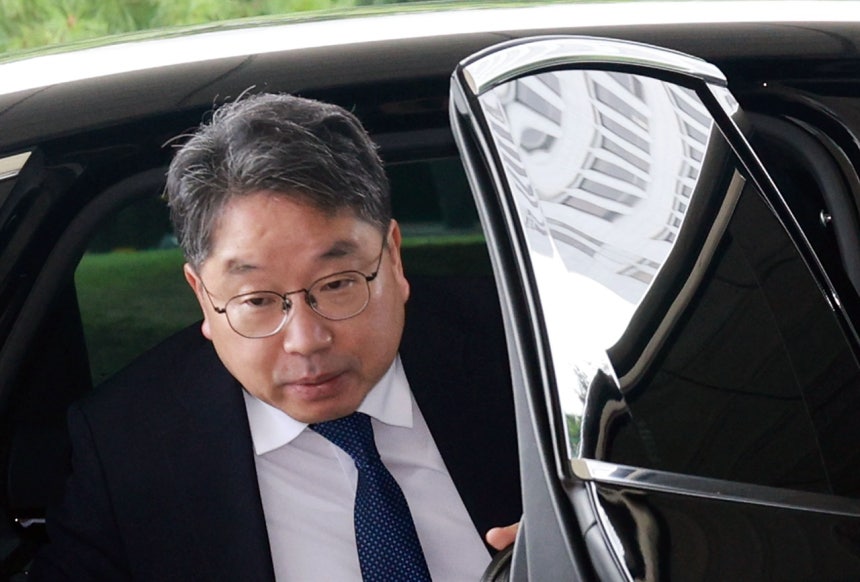 검찰청 폐지 및 개명 위기, 노만석 대행 “헌법 명시 검찰, 법률로 개명당할 위기” 검찰청 폐지 및 개명 위기, 노만석 대행 “헌법 명시 검찰, 법률로 개명당할 위기”
