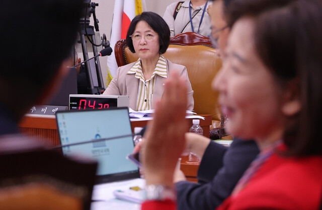3대 특검법 개정안, 법사위 통과…재판 중계 의무화 및 수사 기한 연장 포함 3대 특검법 개정안, 법사위 통과…재판 중계 의무화 및 수사 기한 연장 포함