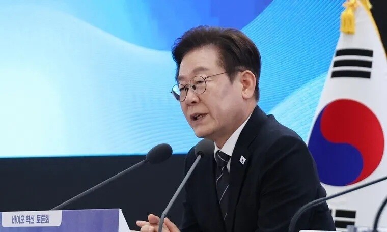 이재명 대통령, 건진법사 관봉권 띠지 분실 사건에 상설특검 검토 지시 이재명 대통령, 건진법사 관봉권 띠지 분실 사건에 상설특검 검토 지시