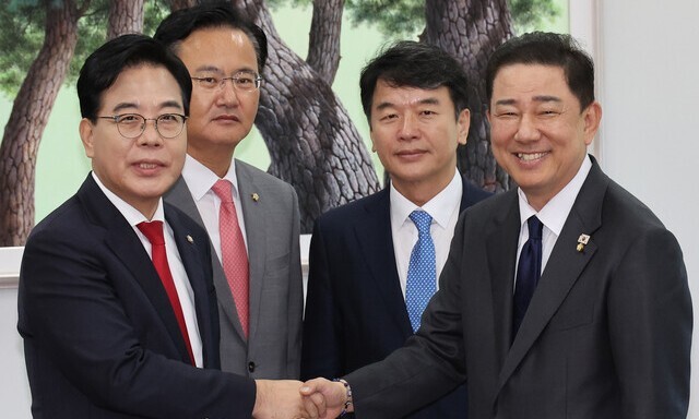 김병기, 특검법 합의 번복 논란 속 “수사기간·규모 조정 가능성” 언급 김병기, 특검법 합의 번복 논란 속 “수사기간·규모 조정 가능성” 언급