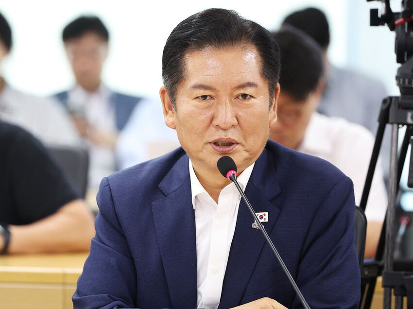 정청래, 법원 사법개혁 우려에 “자업자득…조희대 대법원장 책임 커” 정청래, 법원 사법개혁 우려에 “자업자득…조희대 대법원장 책임 커”