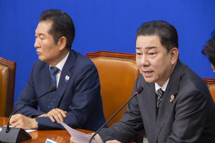 김병기, 특검법 개정안 논란에 사과하며 심기일전 다짐 김병기, 특검법 개정안 논란에 사과하며 심기일전 다짐