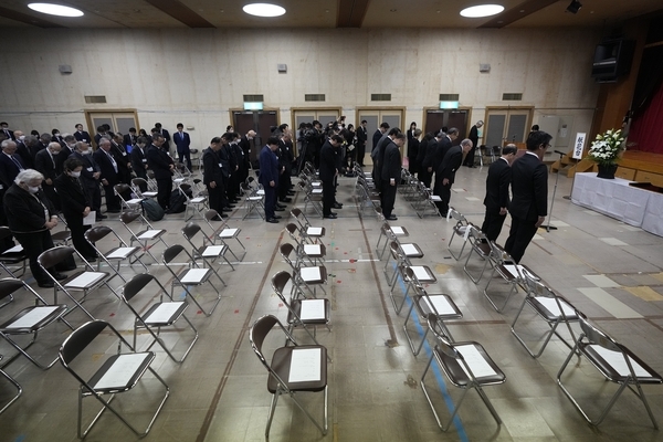 정부, 일본 사도광산 추도식 불참 결정… “강제성 표현 합의 실패” 정부, 일본 사도광산 추도식 불참 결정… “강제성 표현 합의 실패”