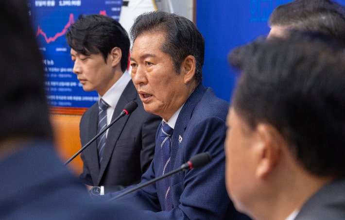 정청래, 정기국회서 3대 개혁과 특검법 개정 완수 의지 밝혀 정청래, 정기국회서 3대 개혁과 특검법 개정 완수 의지 밝혀