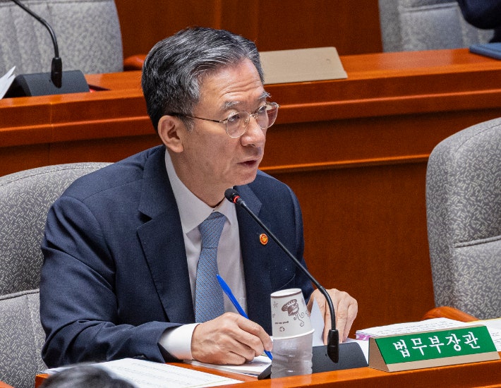 중대범죄수사청 관할 부처 논의 중, 정성호 법무장관 “아직 확정되지 않았다” 중대범죄수사청 관할 부처 논의 중, 정성호 법무장관 “아직 확정되지 않았다”