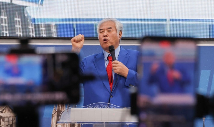 전광훈, 광화문 극우집회서 국민저항권 주장하며 이재명 대통령 비난 전광훈, 광화문 극우집회서 국민저항권 주장하며 이재명 대통령 비난