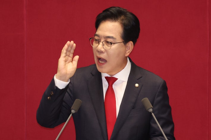 송언석, 이재명 정권 향해 강력 비판… “스스로 파멸의 길로 가속” 송언석, 이재명 정권 향해 강력 비판… “스스로 파멸의 길로 가속”
