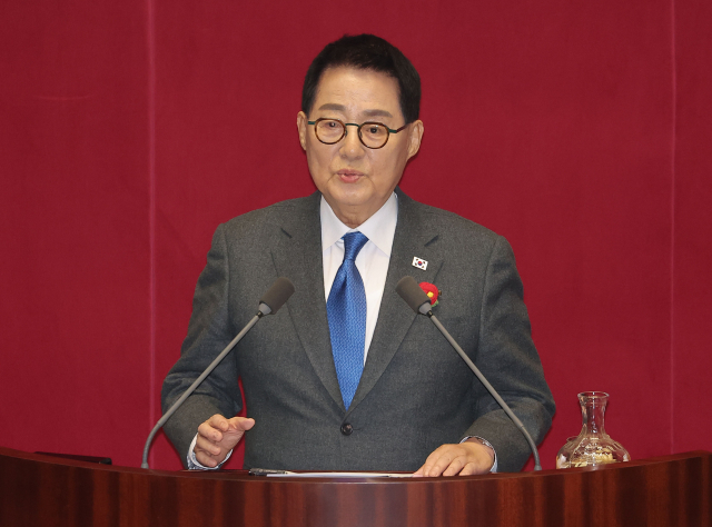 장동혁 대표, 손현보 목사 구속 “종교 탄압” 주장에 박지원 의원 강력 비판 장동혁 대표, 손현보 목사 구속 “종교 탄압” 주장에 박지원 의원 강력 비판