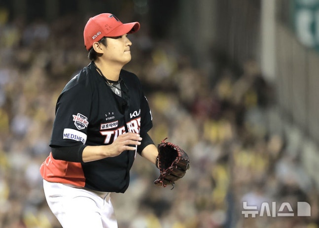 김도현, 부상으로 KIA 타이거즈 1군 엔트리 말소 김도현, 부상으로 KIA 타이거즈 1군 엔트리 말소
