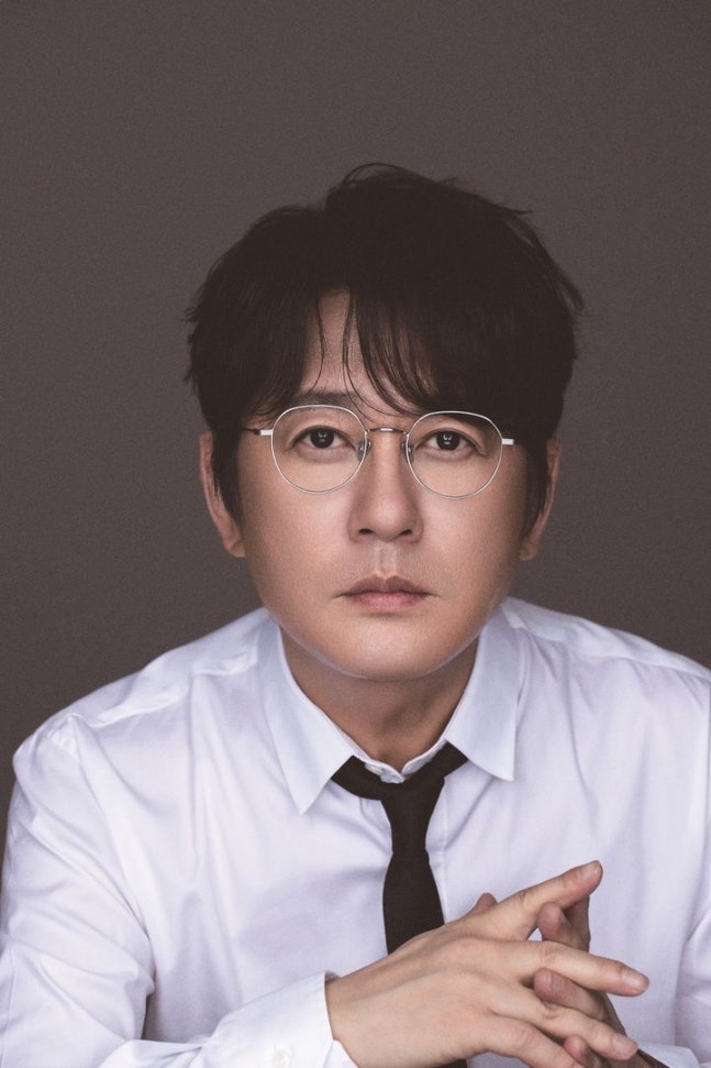 신승훈, 10년 만에 정규 앨범 ‘신시얼리 멜로디즈’ 트랙리스트 공개 신승훈, 10년 만에 정규 앨범 ‘신시얼리 멜로디즈’ 트랙리스트 공개