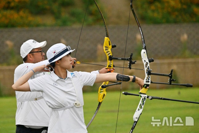 김우진-안산, 세계선수권 리커브 혼성 단체전서 은메달 획득 김우진-안산, 세계선수권 리커브 혼성 단체전서 은메달 획득